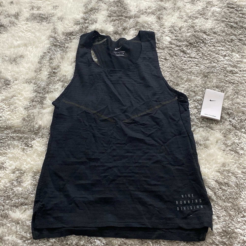 Nike Dri-FIT ADV Run Division Running Tank stop